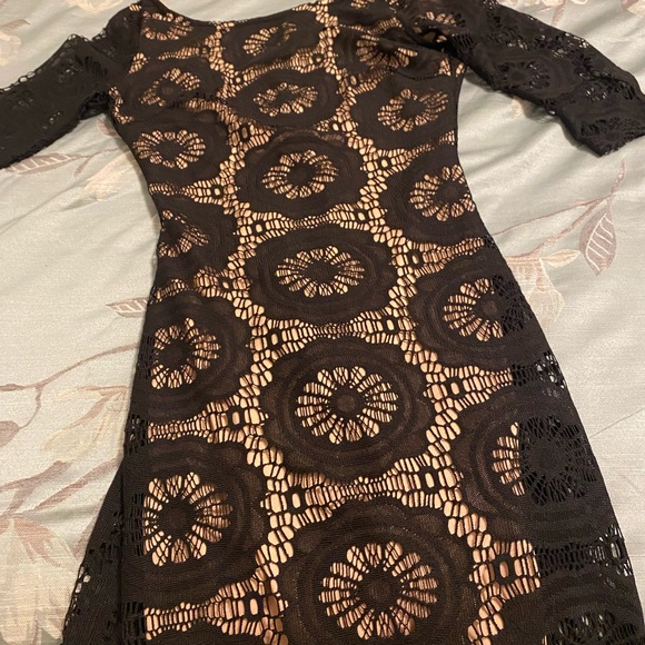Mystic Dresses & Skirts - Long sleeve lace dress. XS-S.